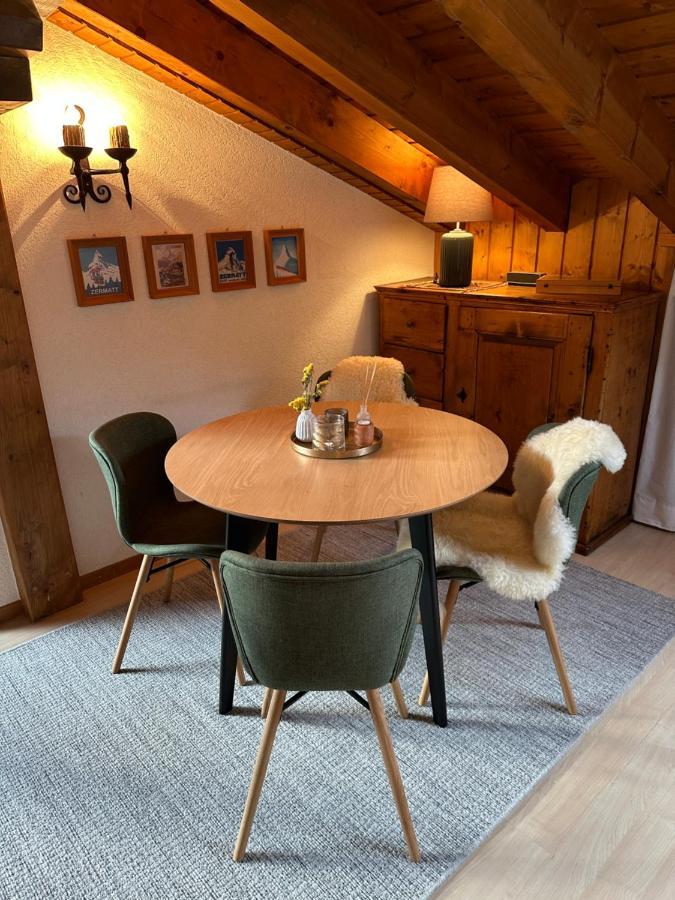 Dachwohnung Mit Charme Im Haus Luchre, Zermatt Zewnętrze zdjęcie